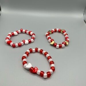 ❤️3/$8❤️ Red and White Beaded Kids Bracelet Set - HANDMADE #195